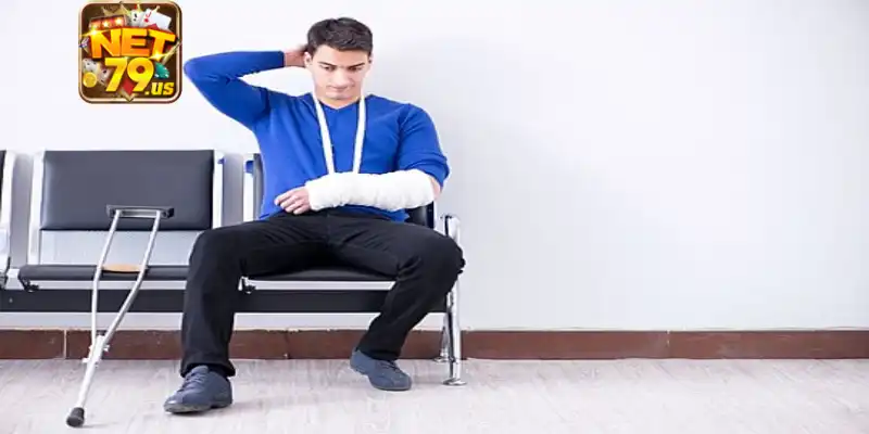 Mơ Bị Gãy Tay: Giải Mã Điềm Báo Và Bí Kíp Thắng Tại Net79 4 Các con số liên quan đến giấc chiêm bao